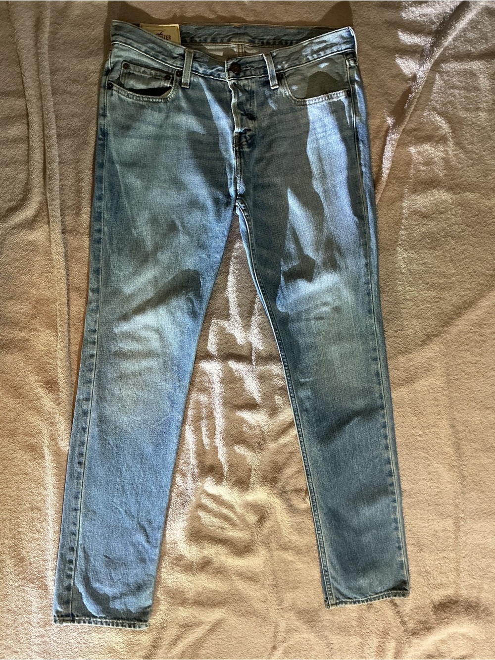 Hollister Men's Faded Light-Blue Skinny Jeans